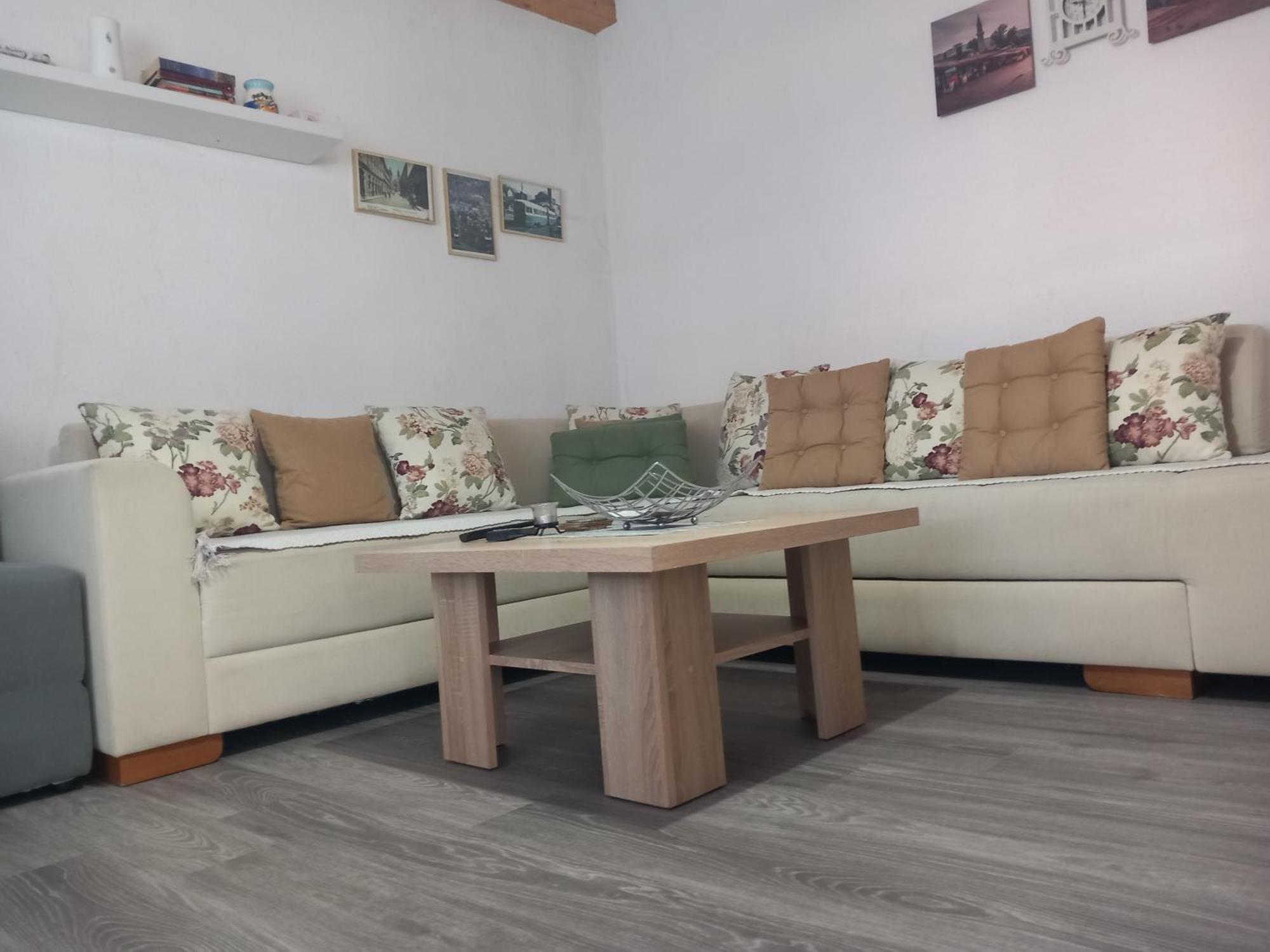 Apartments Hrvatin No 5 Сараєво Номер фото