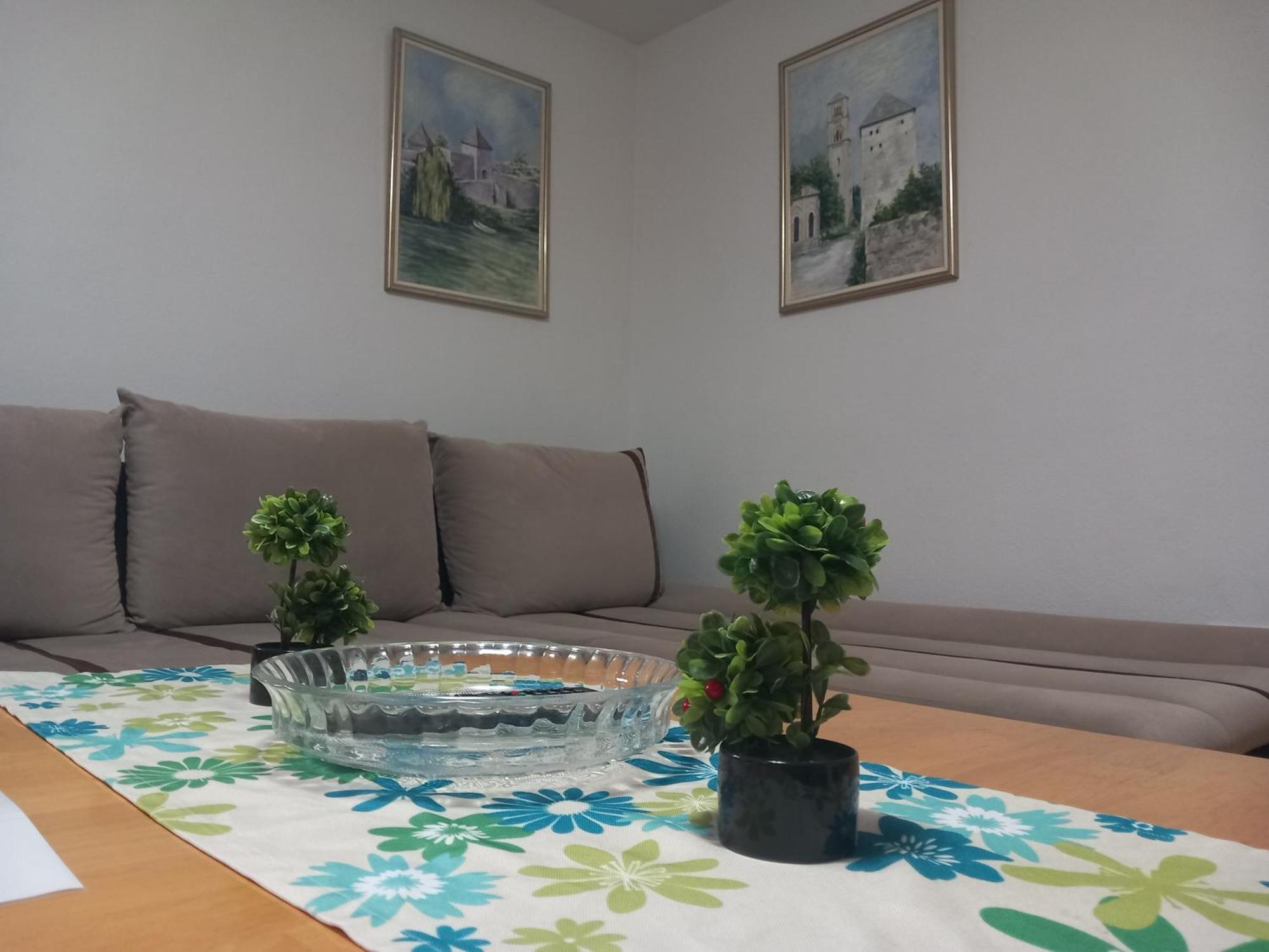 Apartments Hrvatin No 5 Сараєво Номер фото