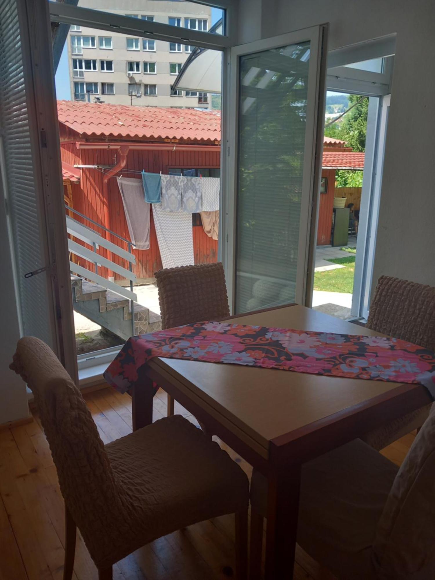 Apartments Hrvatin No 5 Сараєво Номер фото